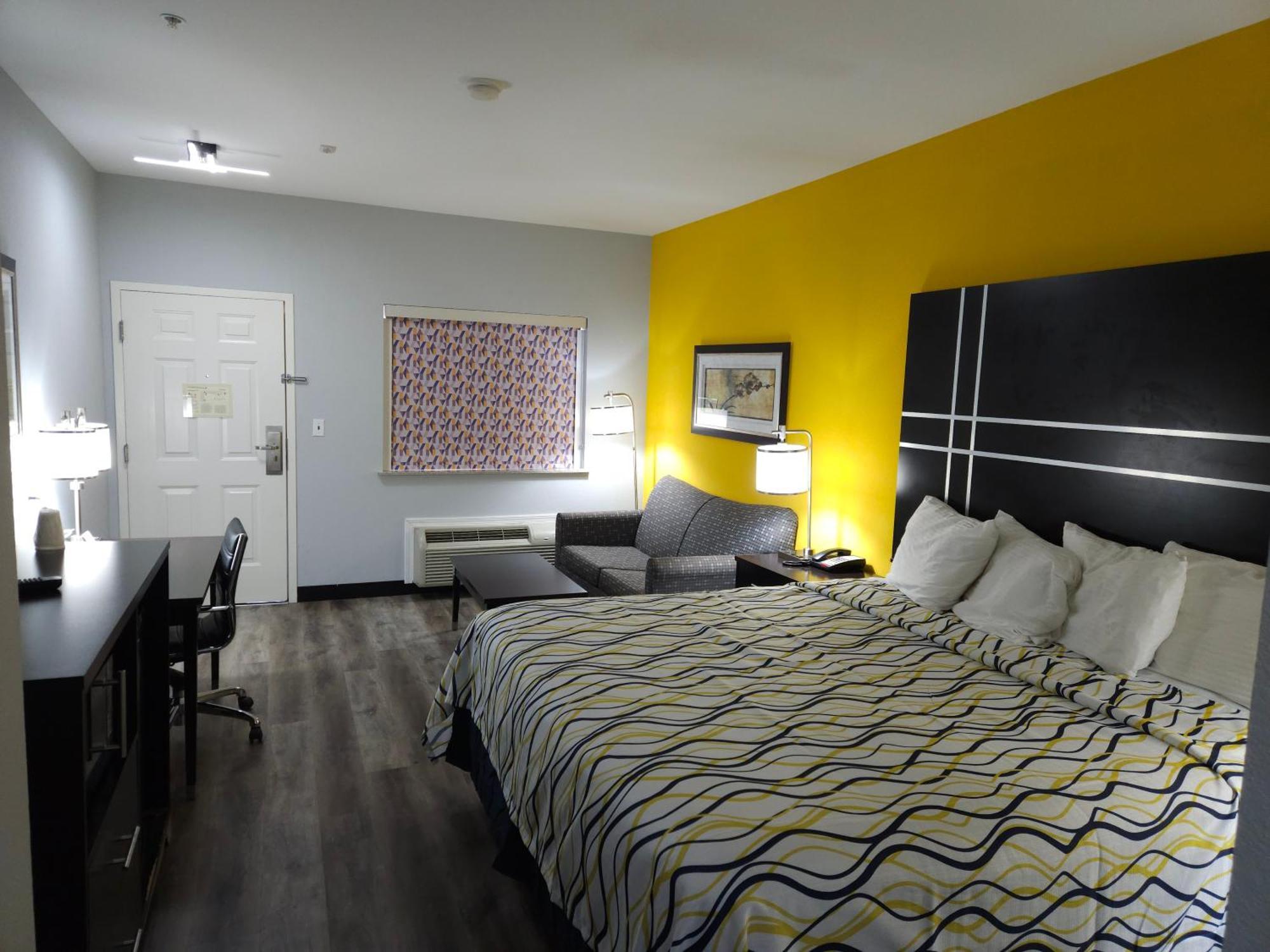 Executive Inn And Suites Tyler Bagian luar foto