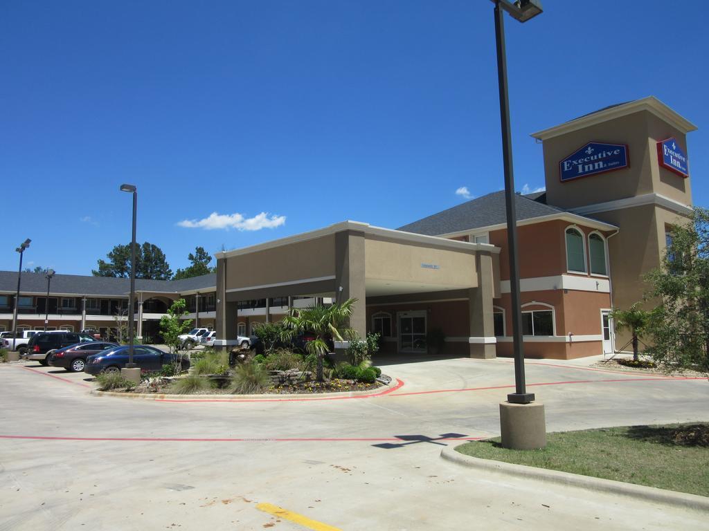 Executive Inn And Suites Tyler Bagian luar foto