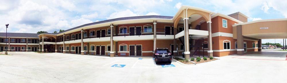 Executive Inn And Suites Tyler Bagian luar foto